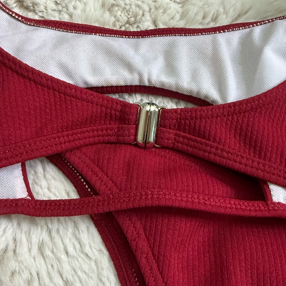 Red Bikini Set - Picture 3 of 3